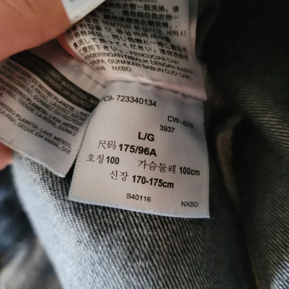 Levi's Jean Jacket Mens L Large Blue Denim Stud Shoulder - Picture 9 of 9